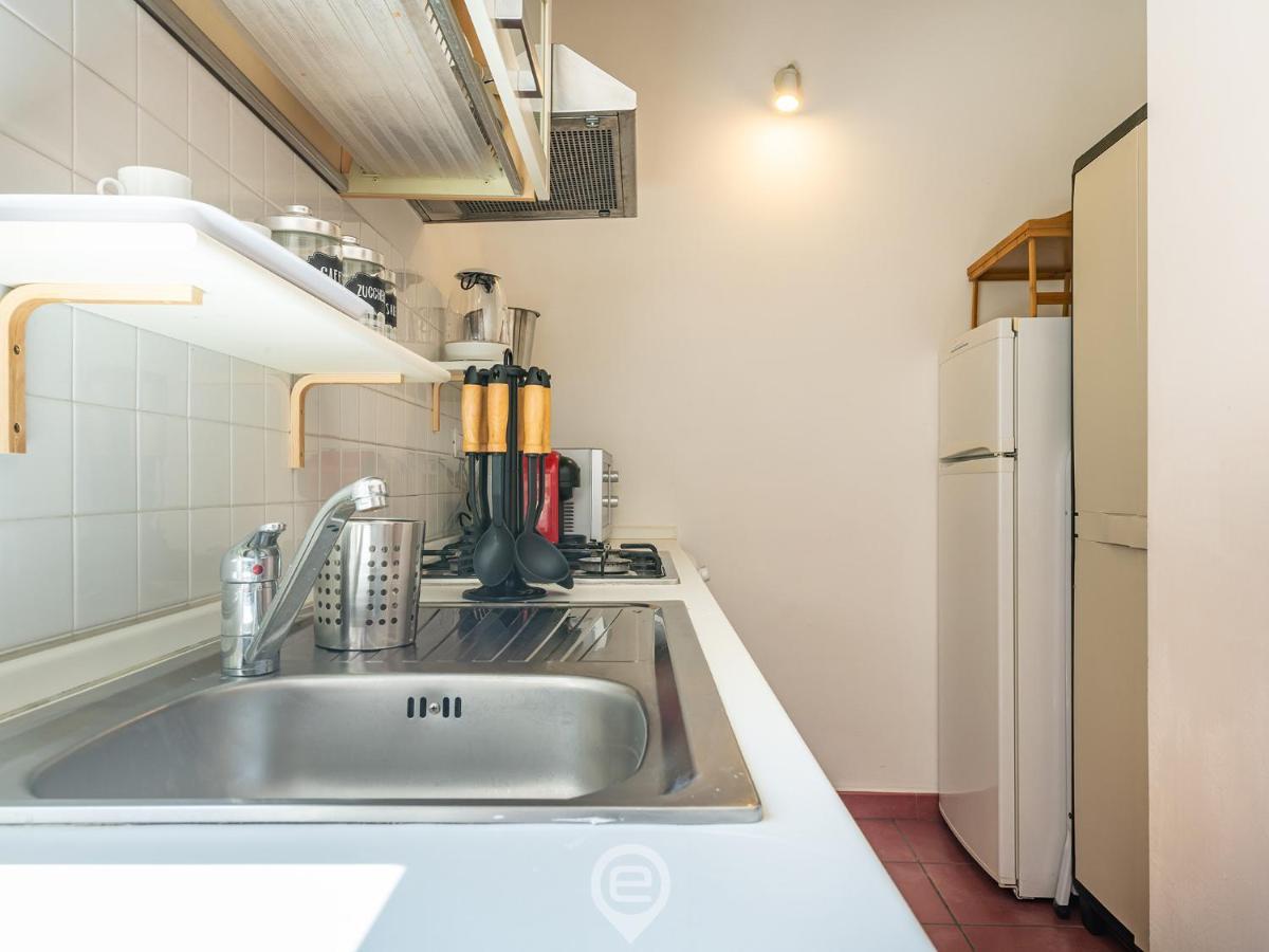 Apartmán La Finestra Sul Corso Cagliari Exteriér fotografie