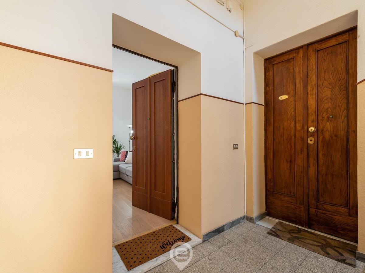Apartmán La Finestra Sul Corso Cagliari Exteriér fotografie