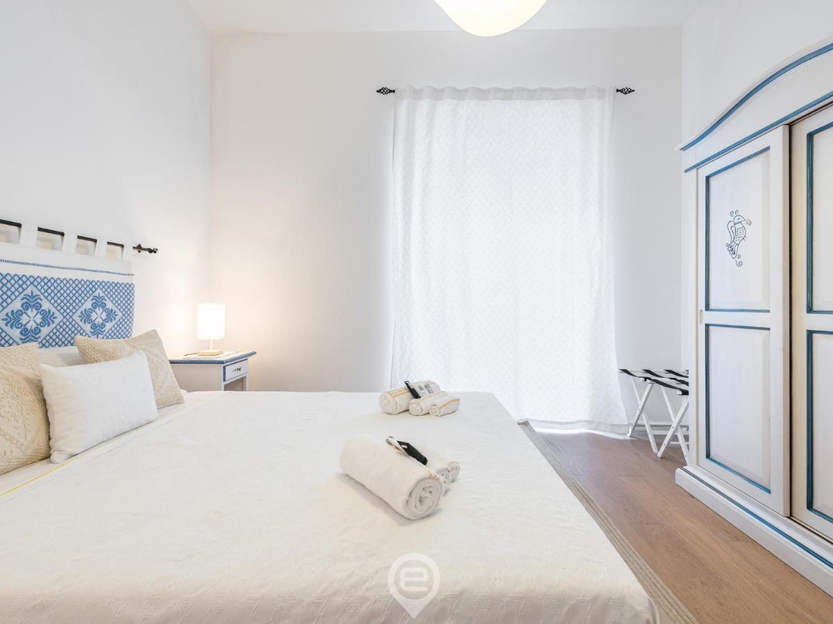 Apartmán La Finestra Sul Corso Cagliari Exteriér fotografie