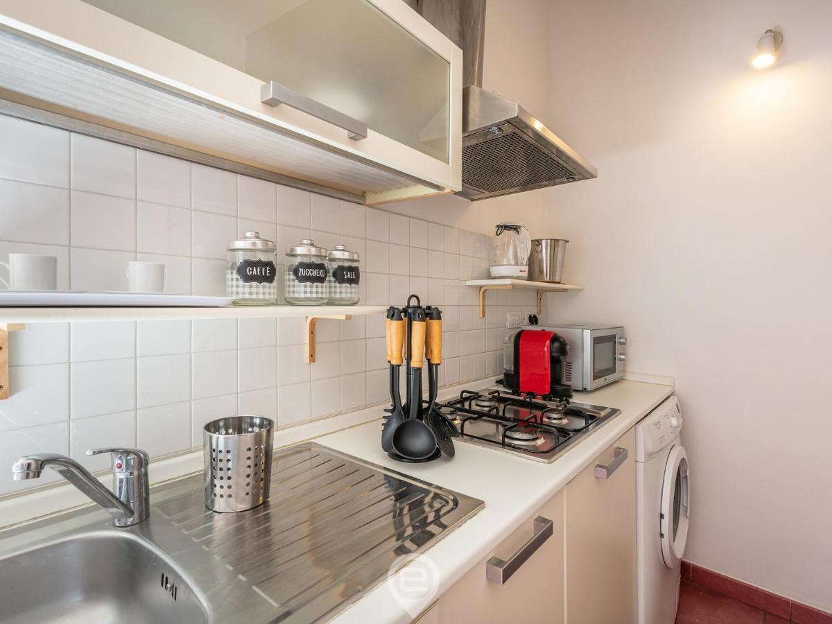 Apartmán La Finestra Sul Corso Cagliari Exteriér fotografie